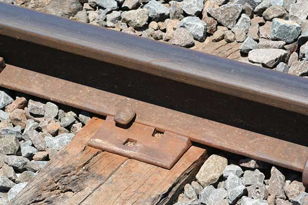 rail spike om use rail spike om use